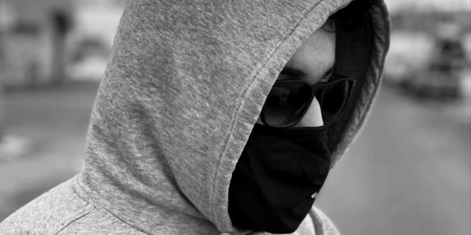 Konexx se dévoile dans son premier clip \'\'Tous Les Jours\'\'(Clip Officiel)