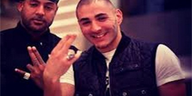 Benzema toujours aussi fan de Booba, il lui dédie son doublé! 