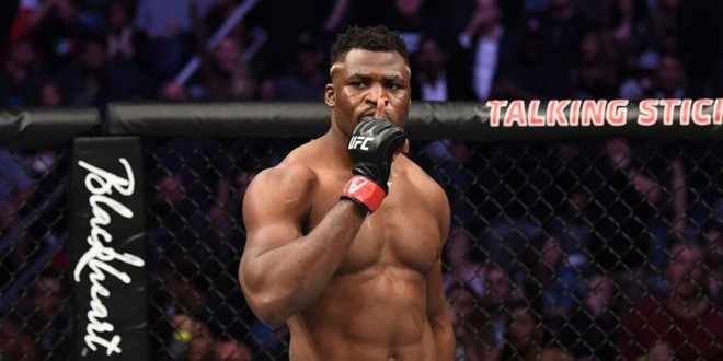 Francis Ngannou a touché 730.000 dollars après son combat contre Moicic