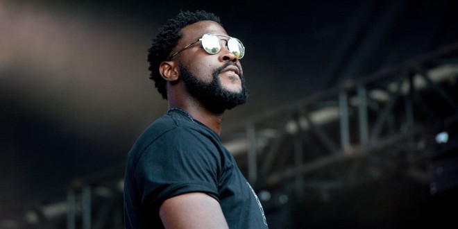 Damso travaille sur la création de sa propre radio \'\'TheVie Radio\'\'