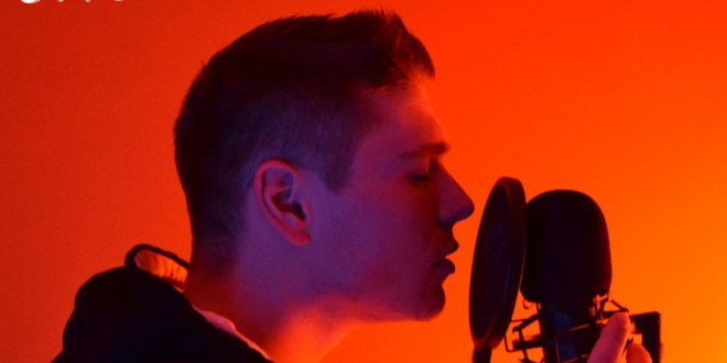 2lisacha débarque avec son premier EP \'\'Arrow\'\'
