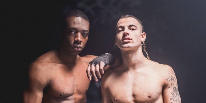 Ike & Snakid se battent pour \'\'Le Biz\'\'(Clip Officiel)