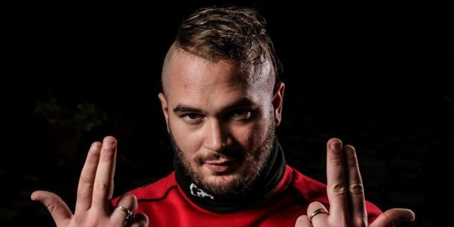 Jul se lance sur TikTok (Vidéo) 