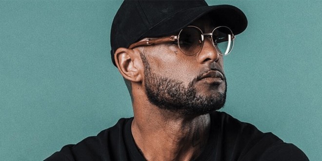 Booba annonce le lancement de sa nouvelle radio \'\'ULTRA Radio\'\' 