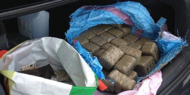 Plus de 96 kg de cannabis saisis lors de l’interception d’un Go-Fast sur l’A-10