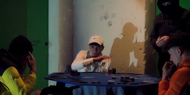 Teazy revient avec son nouveau clip \'\'Enchanté Lap 3/6\'\'(Clip Officiel)