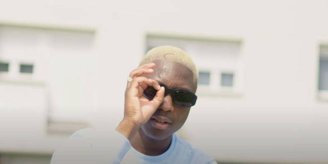 Billy La Ure revient avec son nouveau titre \'\'MOTEURSPORT\'\'(Clip Officiel)