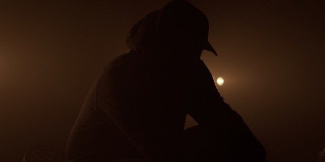Prince Fellaga revient avec l\'introspectif \'\'Alhayaa\'\'(Clip Officiel)
