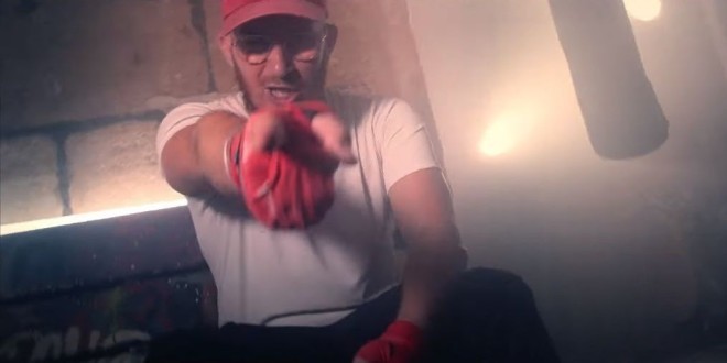Maxwell Bdx est bien déterminé à \'\'Percer\'\'(Clip Officiel)