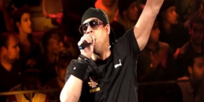 JoeyStarr chauffe La Villette lors de la finale mondiale de breakdance