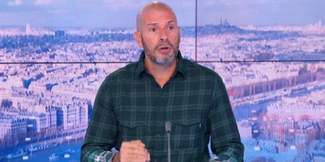 Akhenaton pousse un violent coup de gueule contre la vaccination obligatoire (vidéo)