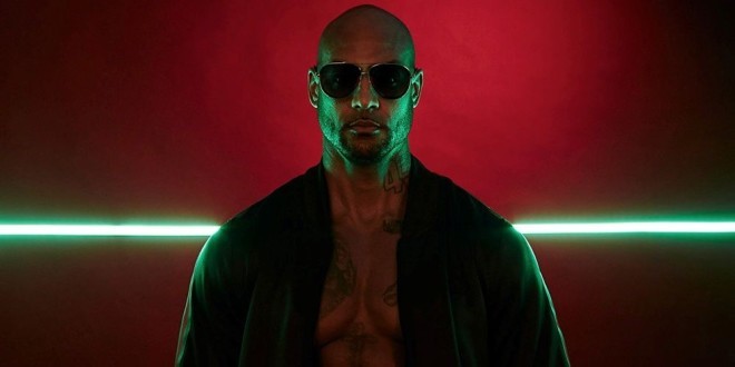 Booba tease un morceau énervé où il kick sans autotune (vidéo) 
