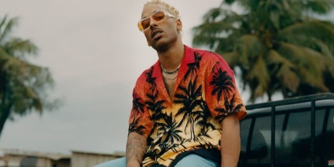 Laylow signe une véritable performance avec 34 446 albums vendus en une semaine 