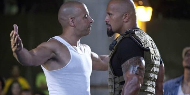 Dwayne Johnson claque la porte de Fast and Furious tout en taclant Vin Diesel 