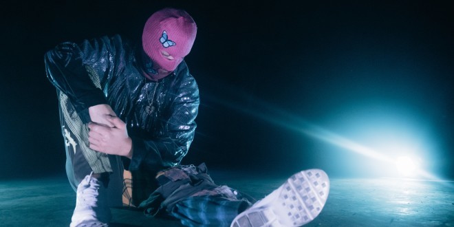 Calvin Røze revient avec un nouveau titre \'\'Cellulaire\'\'(Clip Officiel)