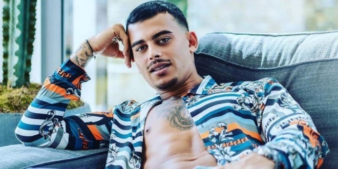 Greg Yega, l’influenceur rappeur victime d’un violent home-jacking 