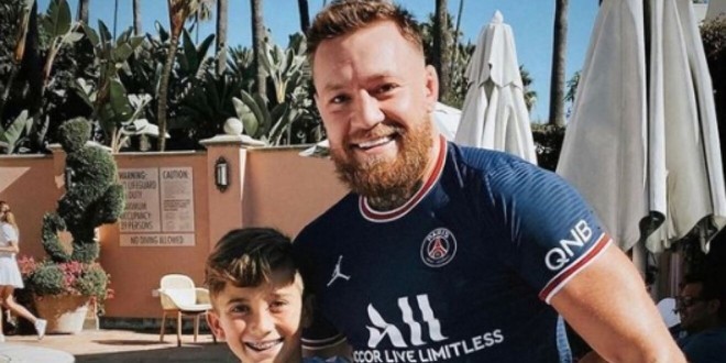 Connor Mcgregor déclare sa flamme au PSG et adresse un clin d’œil à Sergio Ramos 