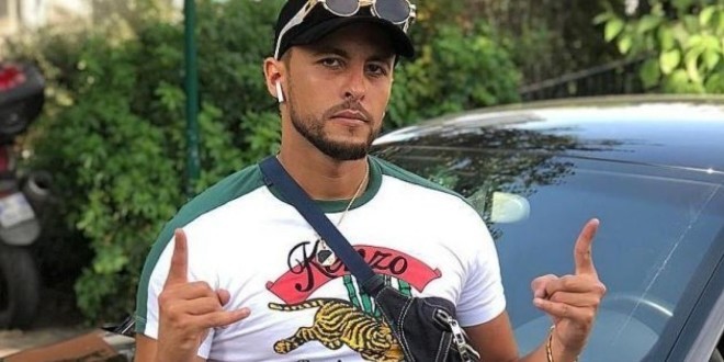 Pour Hayce Lemsi le rap est devenu une \'\'sur-culture\'\' après avoir été une \'\'sous-culture\'\'