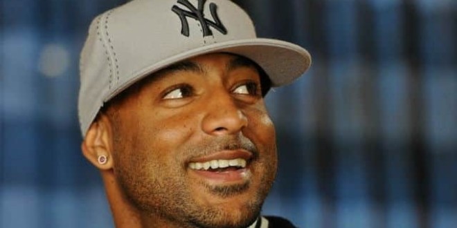 Booba s’en prend violemment à Instagram à cause de la panne mondiale 