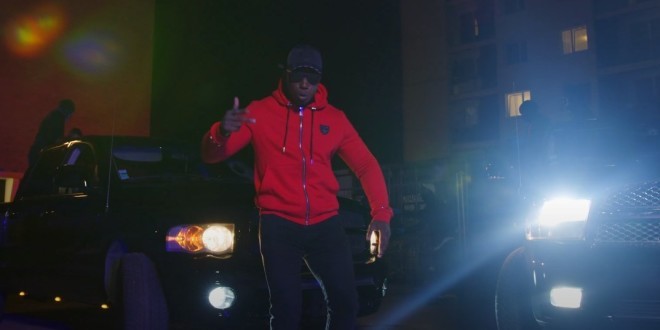 Bosh frappe très fort avec son nouveau banger \'\'Gringa\'\' (clip officiel)