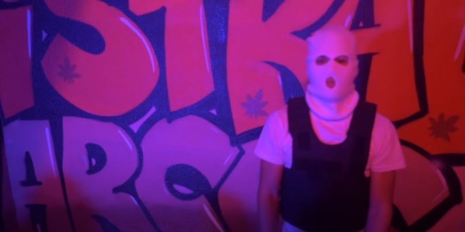 Talo revient avec son nouveau titre \'\'Dans l\'Allée\'\'(Clip Officiel)