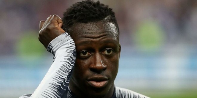 Benjamin Mendy voit son salaire passer de 100.000 euros à 8.20 par semaine 