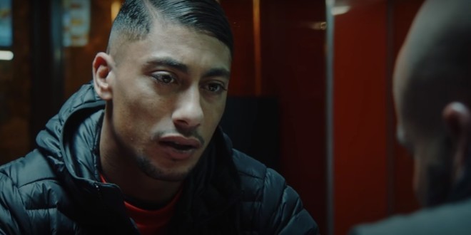 Maes dévoile un deuxième épisode palpitant de sa série \'\'Réelle vie\'\' (vidéo)