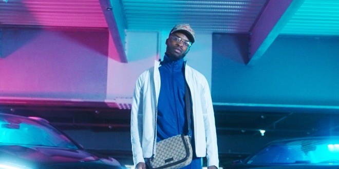 DOBZ se dévoile dans son premier titre \'\'Capitale\'\'(Clip Officiel)