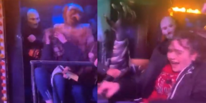 Deux jeunes filles traumatisées et choquées par un employé d\'une foire déguisé en Saw (Vidéo)