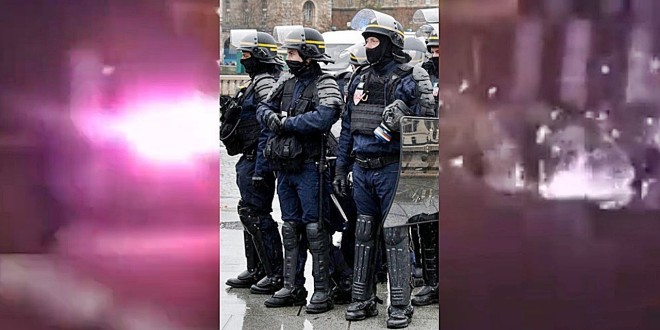 50 jeunes attaquent un commissariat de police à Argenteuil (Vidéo) 