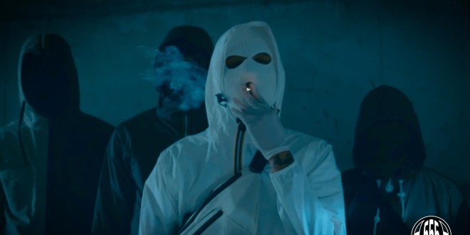 Lezoo est chaud bouillant dans son nouveau titre \'\'#DSDRDC\'\'(Clip Officiel)