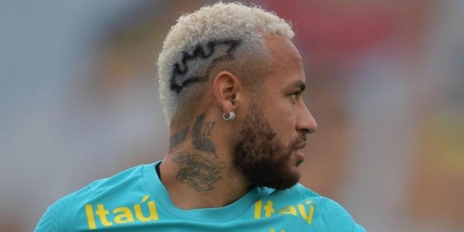 Neymar s’affiche avec une coupe inspirée de Batman et affole les réseaux sociaux (Photos) 