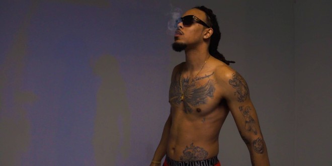 Trae-Stone revient avec son nouveau single \'\'Free Life\'\'(Clip Officiel)
