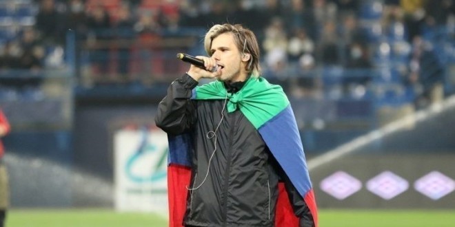 Les supporters de Caen détournent un titre d’Orelsan pour se moquer de leurs joueurs (Vidéo) 
