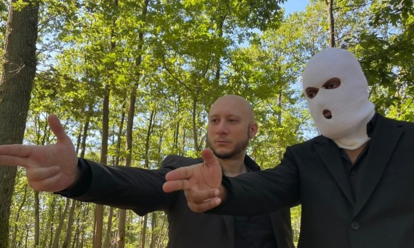 Les Entrepreneurs de retour avec le single ''Coronavirus''(Clip Officiel) Les Entrepreneurs de retour avec le single ''Coronavirus''(Clip Officiel)