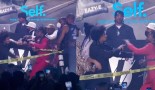 Les légendes Three 6 Mafia et Bone thugs-N-Harmony se bagarrent en plein Verzuz (Vidéo) Les légendes Three 6 Mafia et Bone thugs-N-Harmony se bagarrent en plein Verzuz (Vidéo)