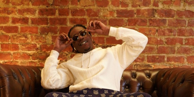 Mvvnu revient avec son banger \'\'LOL\'\'(Clip Officiel)