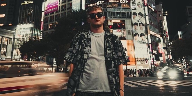 Vald continue de teaser l\'arrivée de son nouvel album avec son hit \'\'Annunaki\'\' (son)