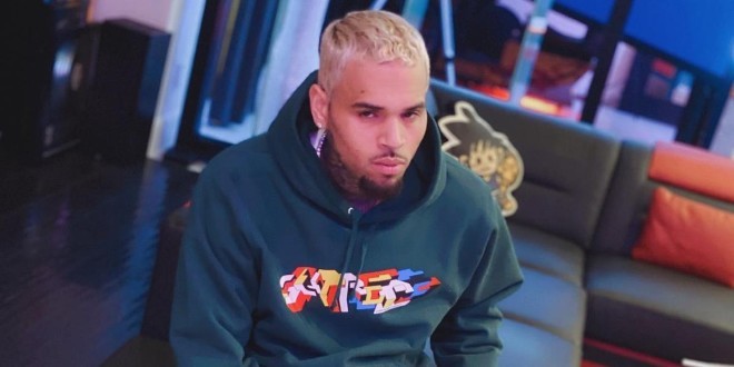 Chris Brown dans la sauce, une femme l\'accuse de l\'avoir drogué puis violé 