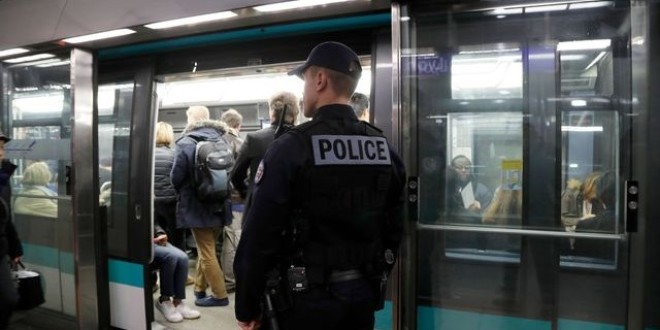 Un ‘’frotteur’’ agresse une femme dans le métro qui s\'avère être ... une policière
