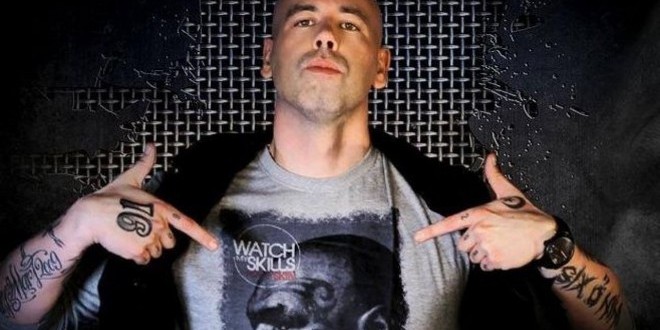 Sinik s\'apprête à ouvrir un salon de tatouages ! 
