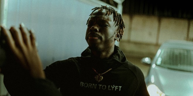 Malakay revient avec un morceau \'\'DVRK\'\'(Clip Officiel)