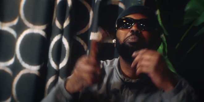 AK nous invite à un \'\'Boeuf bourguinon\'\' dans son dernier single (Clip Officiel)