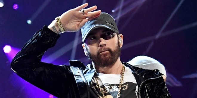 Eminem devient l’artiste le plus certifié de l’histoire avec 227.5 millions de certifications 