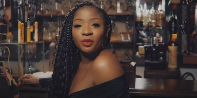 Lumidya se dévoile dans son nouveau single \'\'Speed\'\'(Clip Officiel)