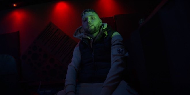 MIKSO frappe très fort avec son nouveau \'\'freestyle studio\'\' (clip officiel)