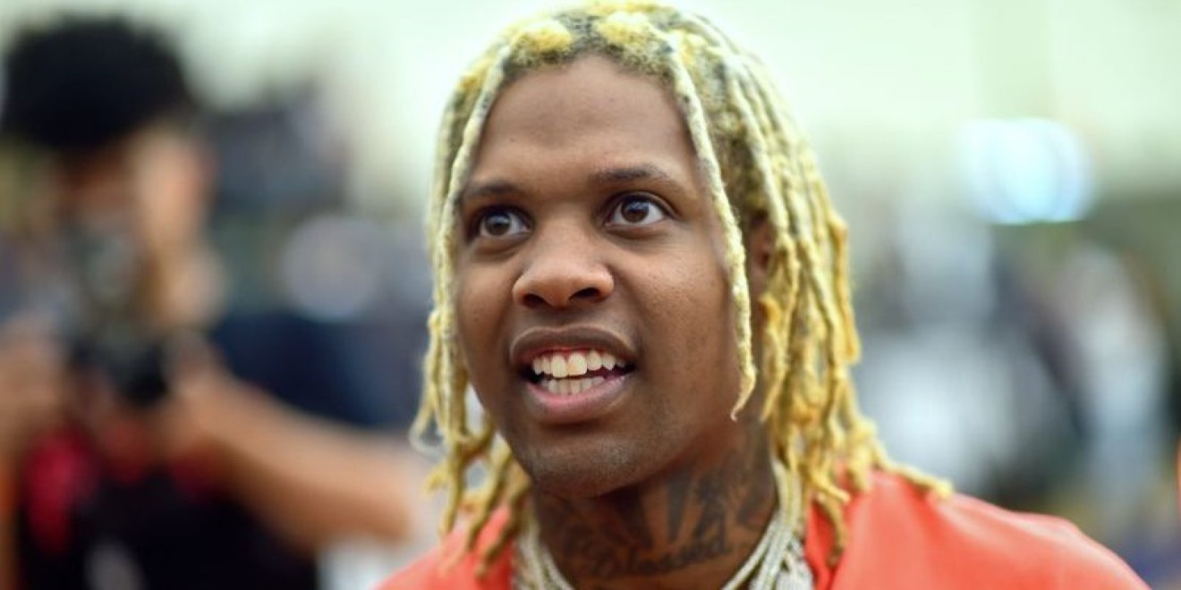 Lil Durk stoppe son concert à cause d'une fan qui s'est uriné dessus (Vidéo)