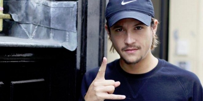 Nekfeu dévoile un extrait de sa réédition \"Feu\" ! 
