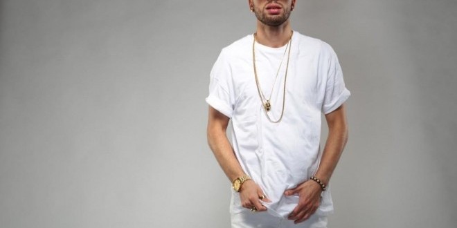 Un rappeur Français reprend le Hit «  Diamond   Girl » de Ryan Leslie.