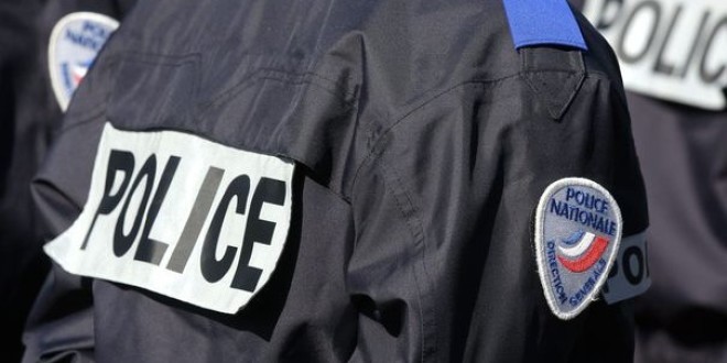 Un braqueur pris en flagrant délit se tire une balle dans la tête à Paris 